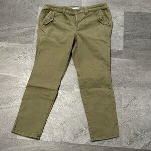Torrid Army Green Ankle Stretch Pant. Like new.